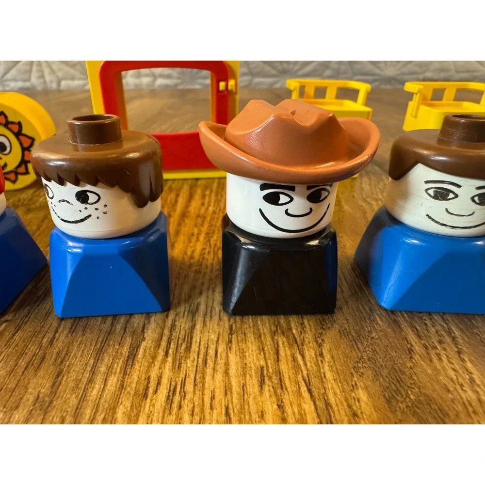 VTG Lego Duplo Family Home Chairs Furniture Lamp‎ Square People Replacements Lot